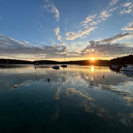 Artatore24 - Modern And Stylish Apartments Mali Losinj Ngoại thất bức ảnh